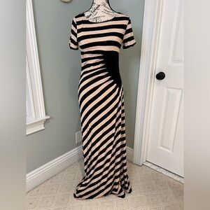 Trulli Tan and Black colorblock ruched waist maxi dress | Size M | Like New